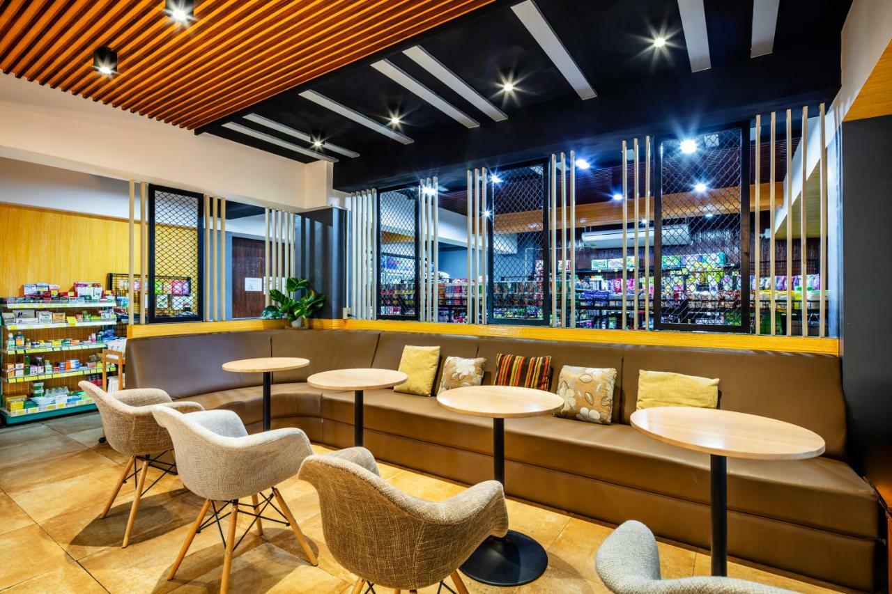 Penyos Suite Bangkok Ngoại thất bức ảnh