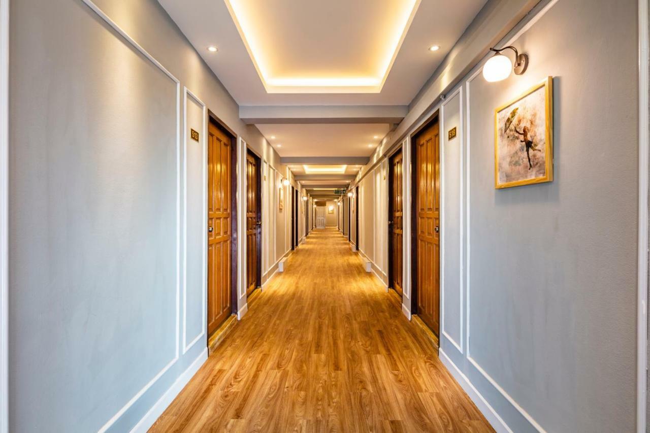 Penyos Suite Bangkok Ngoại thất bức ảnh